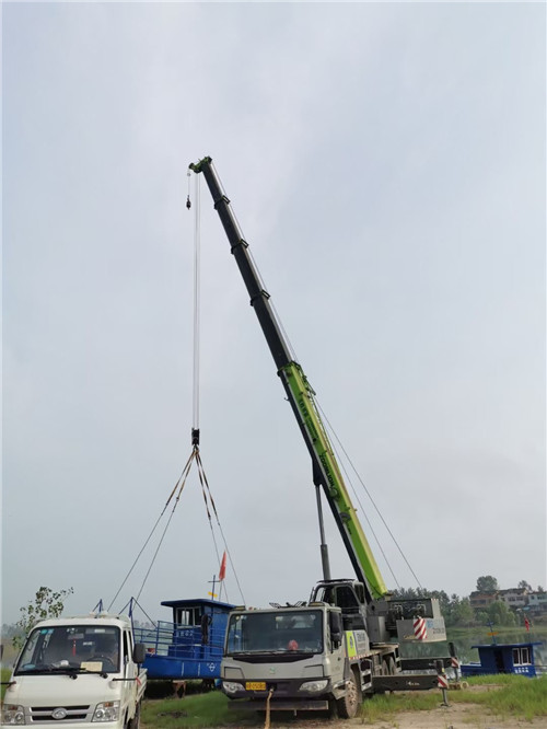 盐山县桥梁建设吊装案例